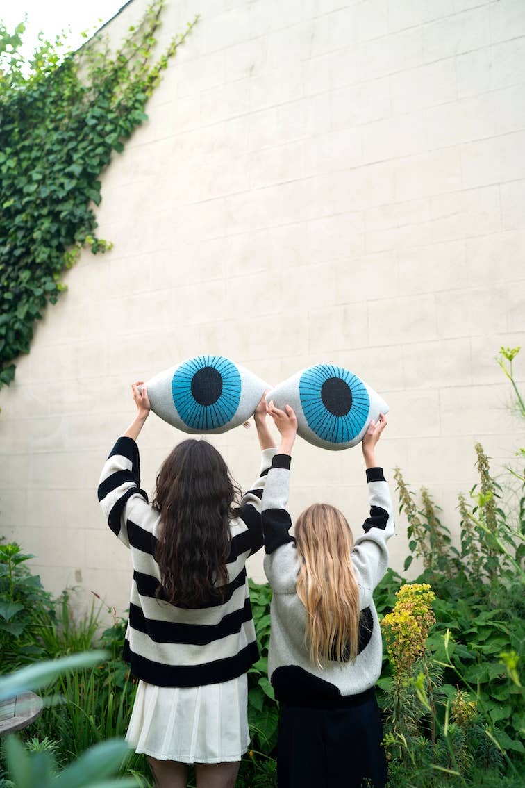 The Eye Cushion