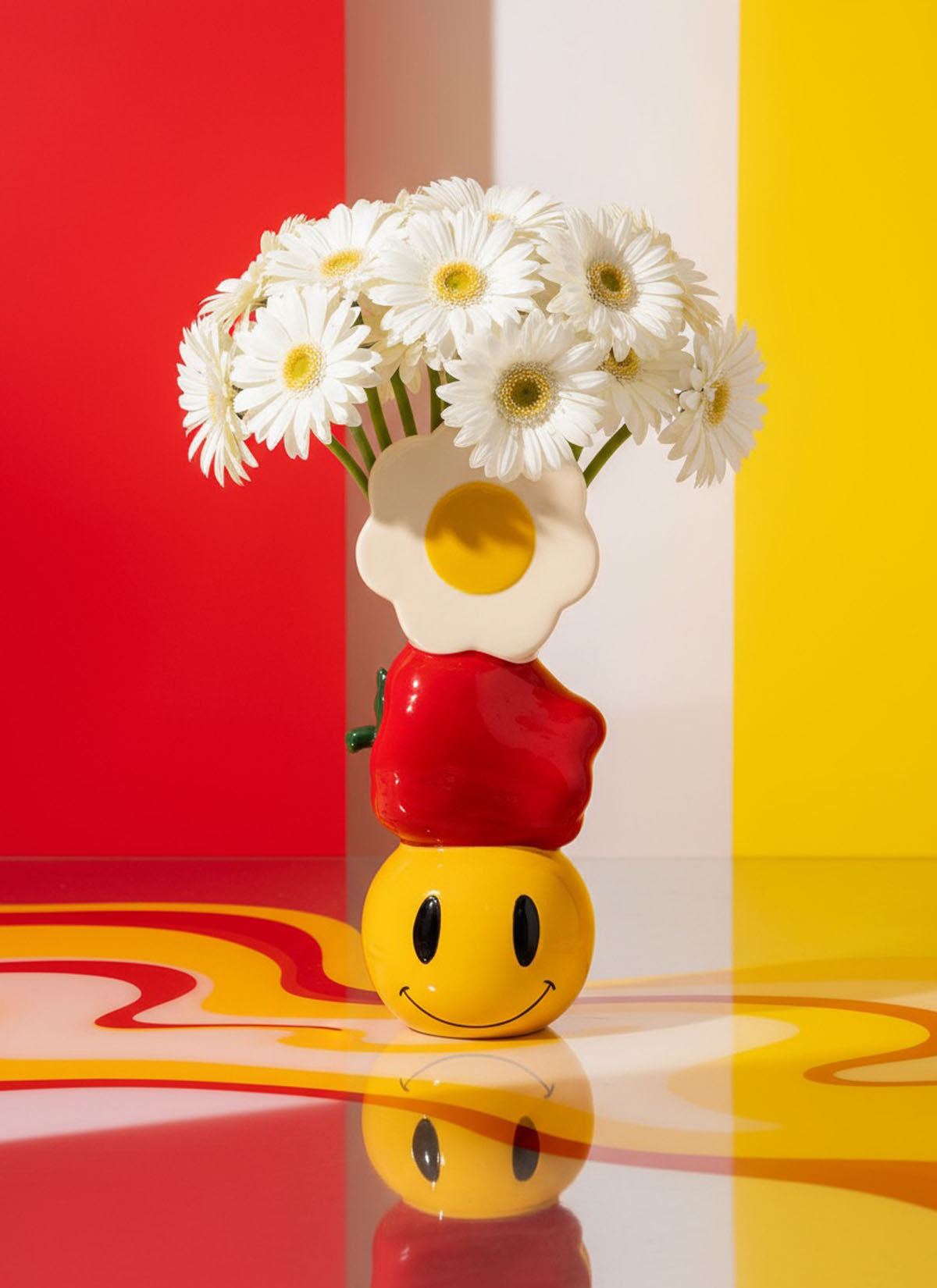 The Daisy, Apple & Smiley Vase