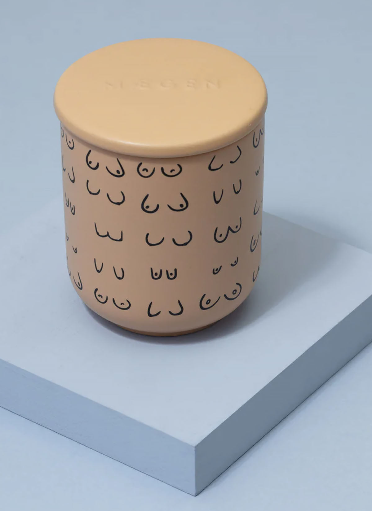 Busts Candle