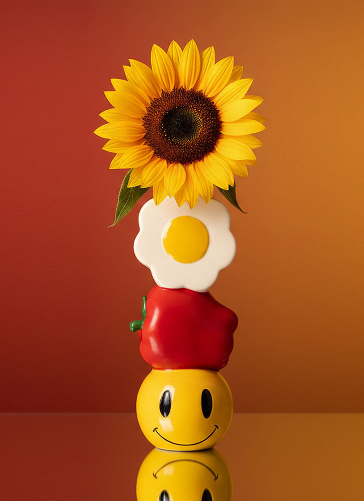 The Daisy, Apple & Smiley Vase