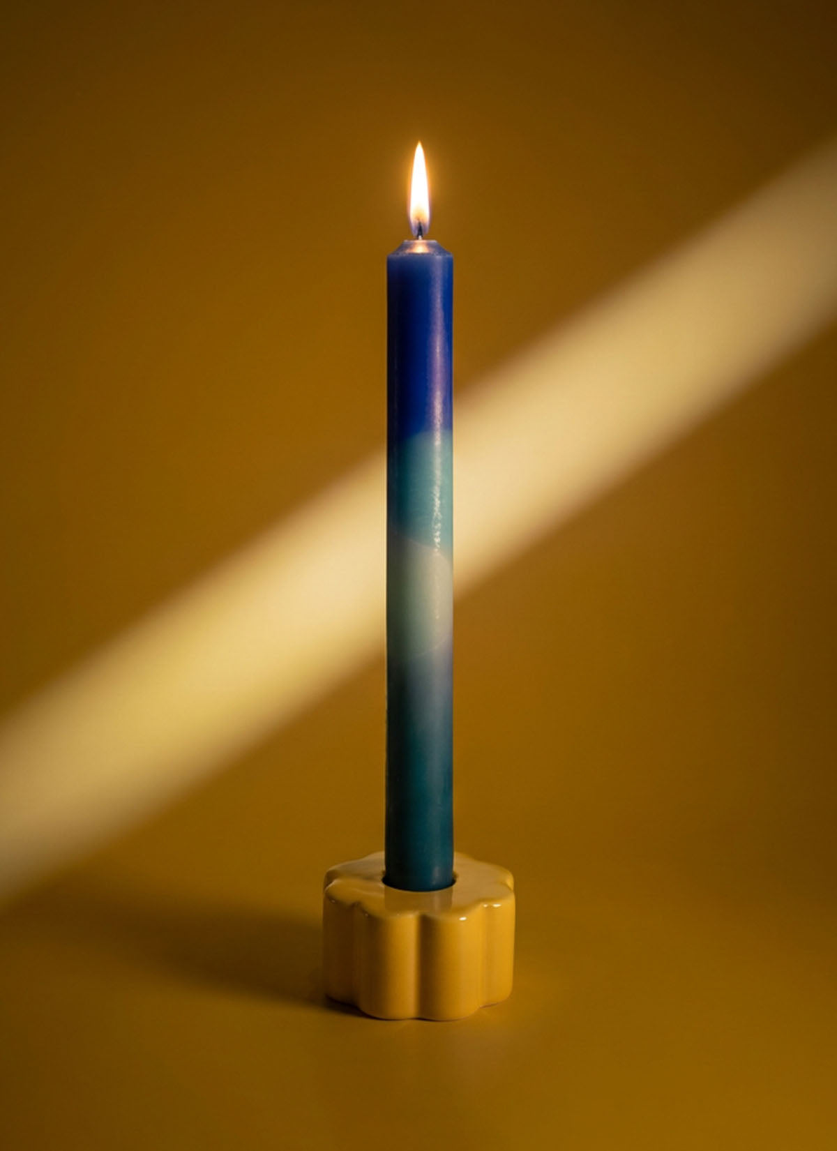 Retro Flower Candle Holder