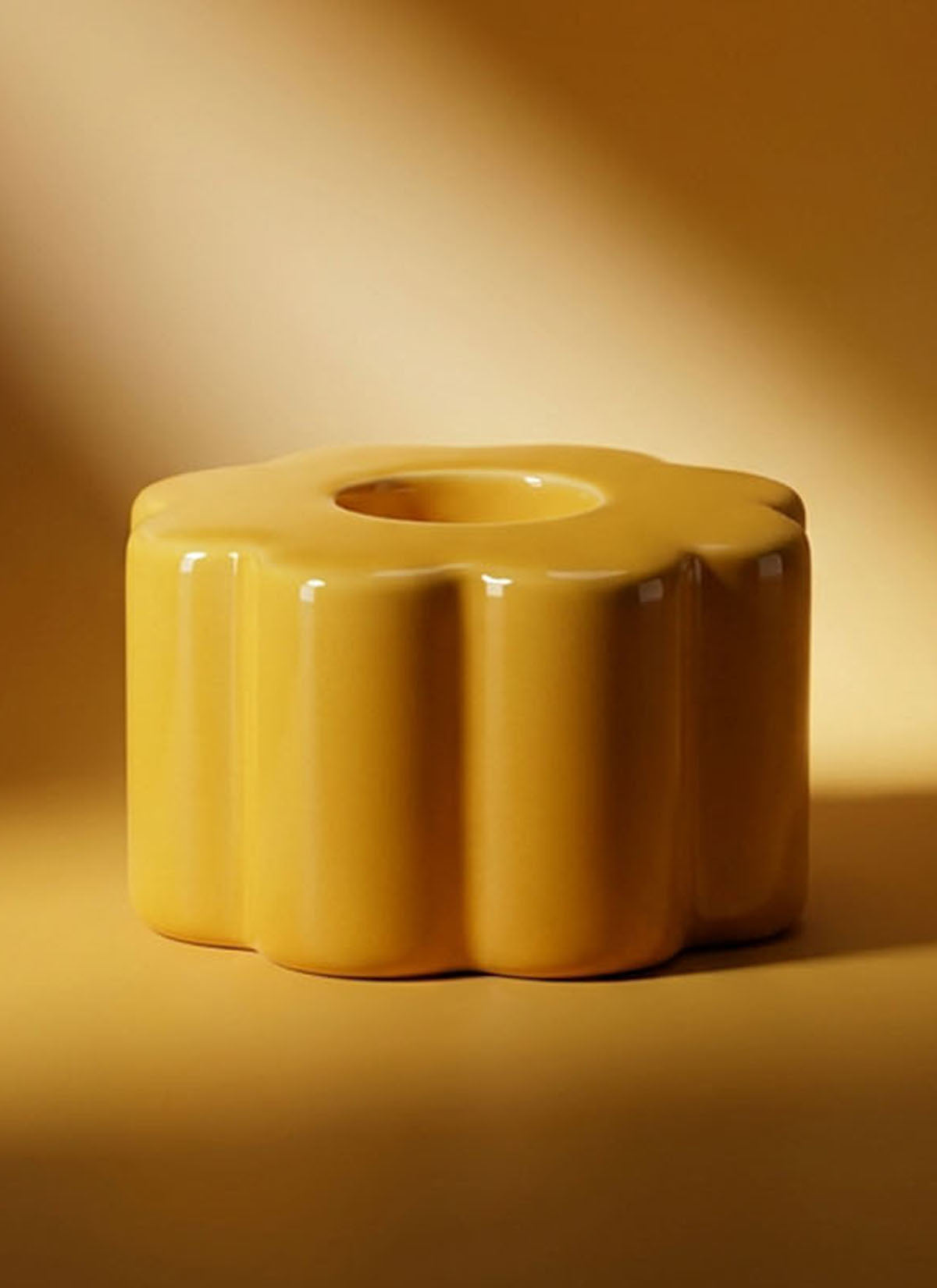Retro Flower Candle Holder