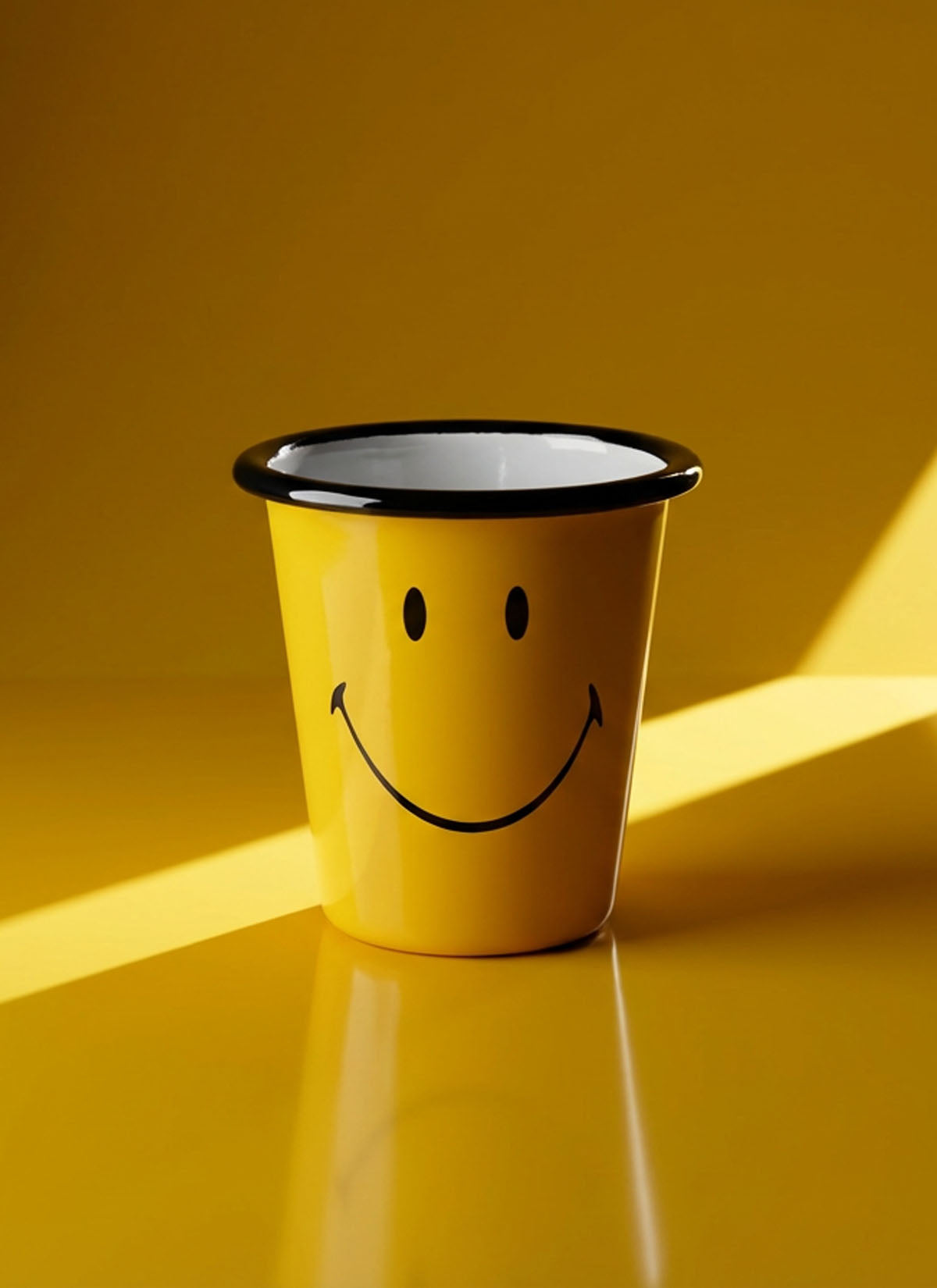 Smiley Enamel Tumbler